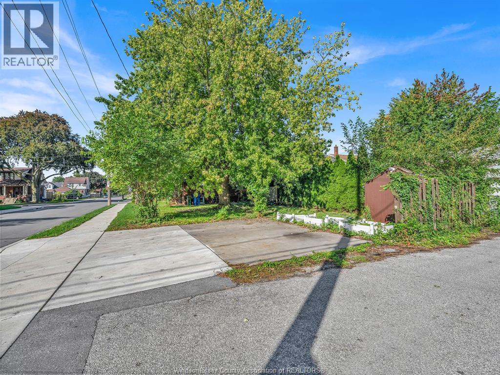 1396 Moy Avenue, Windsor, Ontario  N8X 4S6 - Photo 33 - 26023015