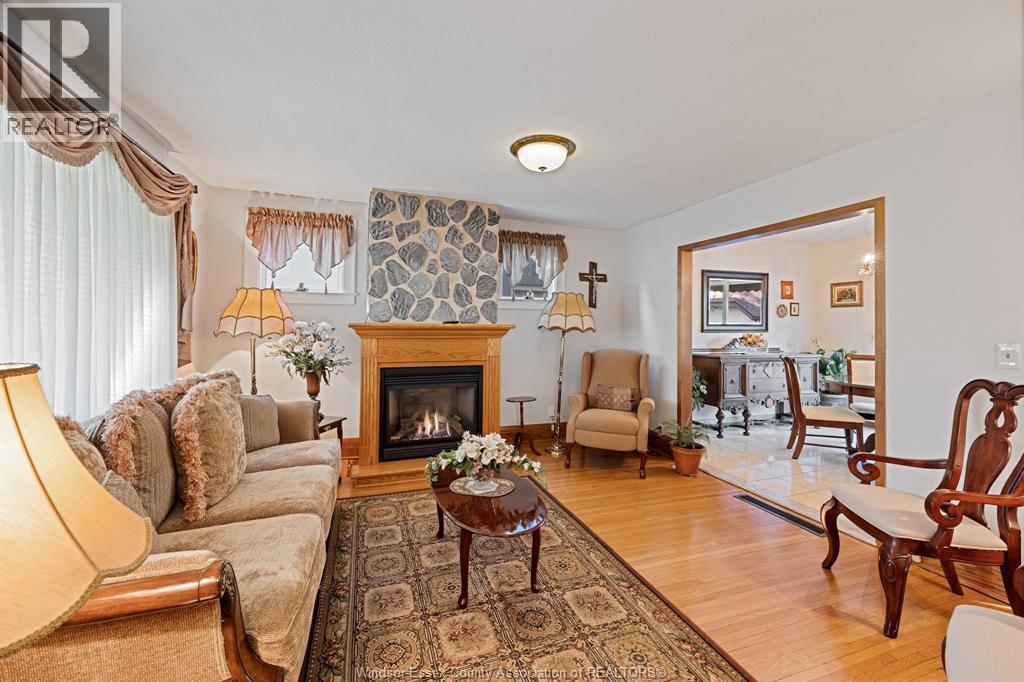 1863 Pillette, Windsor, Ontario  N8T 1P2 - Photo 6 - 26023096