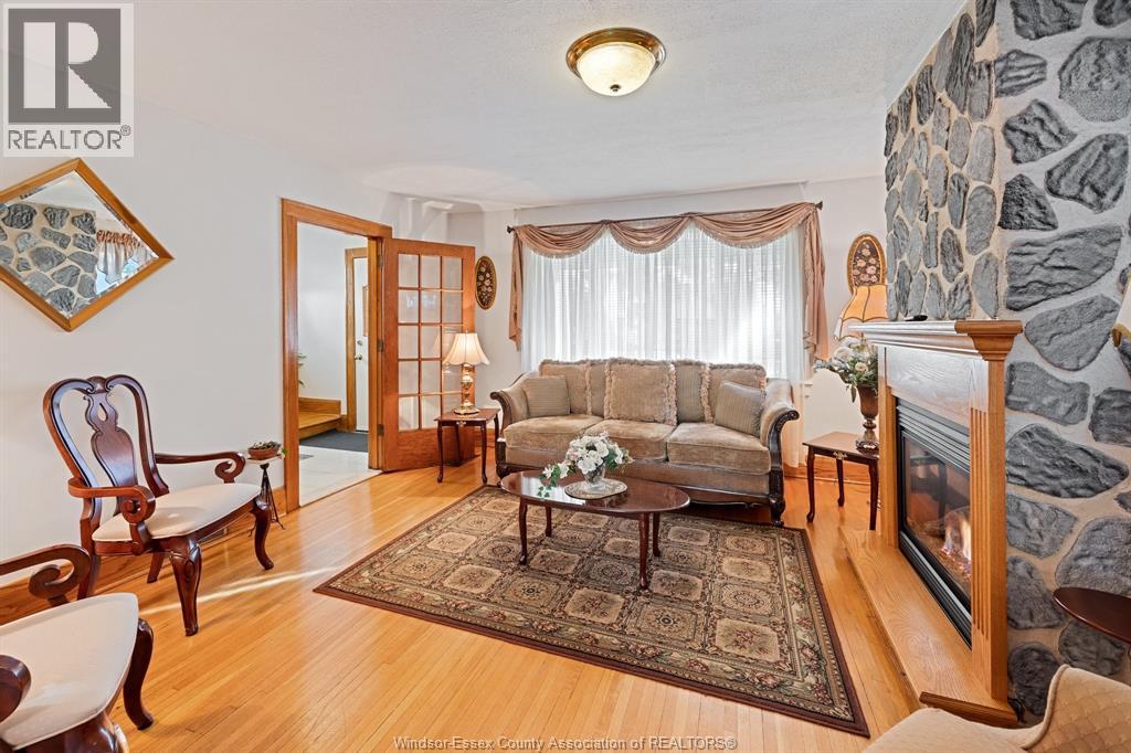 1863 Pillette, Windsor, Ontario  N8T 1P2 - Photo 8 - 26023096