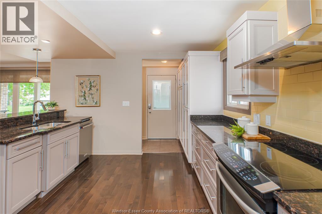 7110 Isabelle Court, Windsor, Ontario  N8S 4J7 - Photo 5 - 26022675