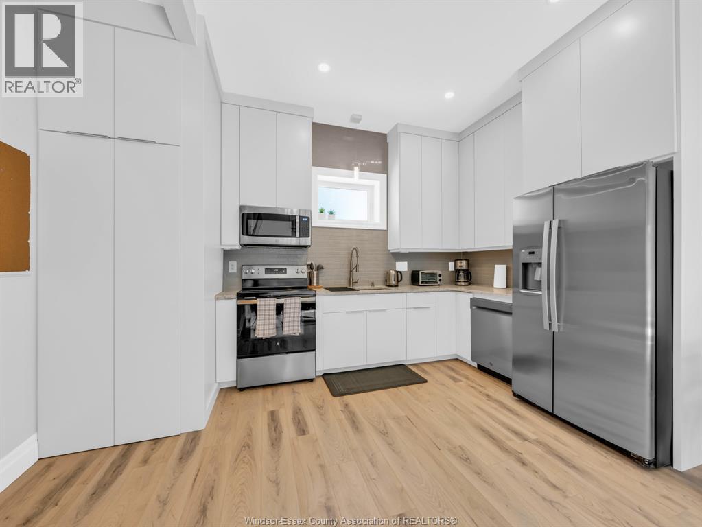 675 Bedford Unit# B, Windsor, Ontario  N9G 1H2 - Photo 4 - 26023100