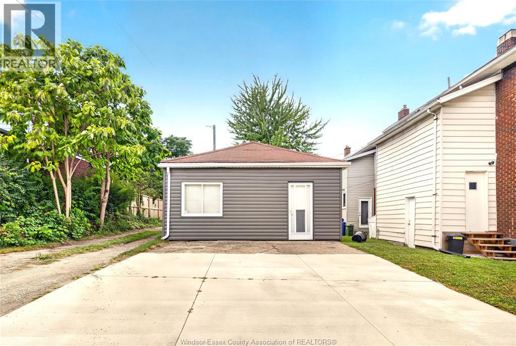 597-599 Giles Boulevard East, Windsor, Ontario  N9A 4E1 - Photo 4 - 26023098