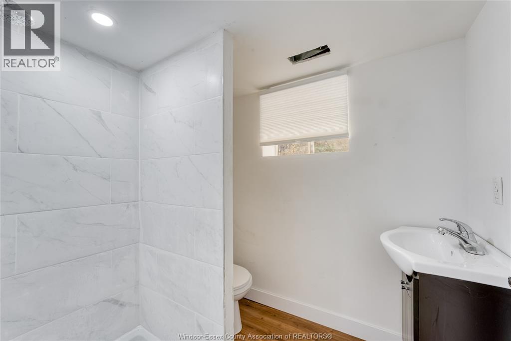 1488 Lincoln, Windsor, Ontario  N8Y 2J1 - Photo 32 - 26023117