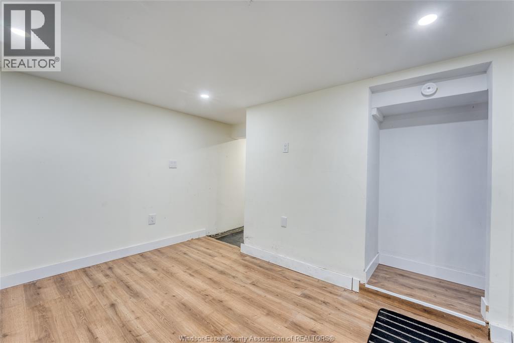 1488 Lincoln, Windsor, Ontario  N8Y 2J1 - Photo 34 - 26023117