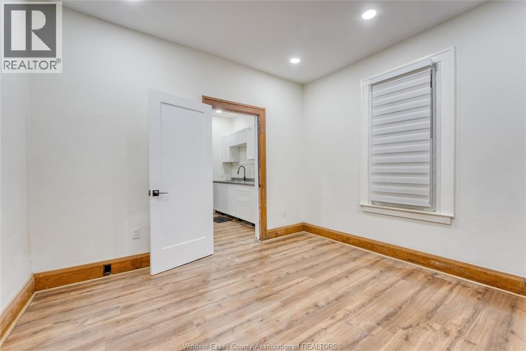 1488 Lincoln, Windsor, Ontario  N8Y 2J1 - Photo 6 - 26023117