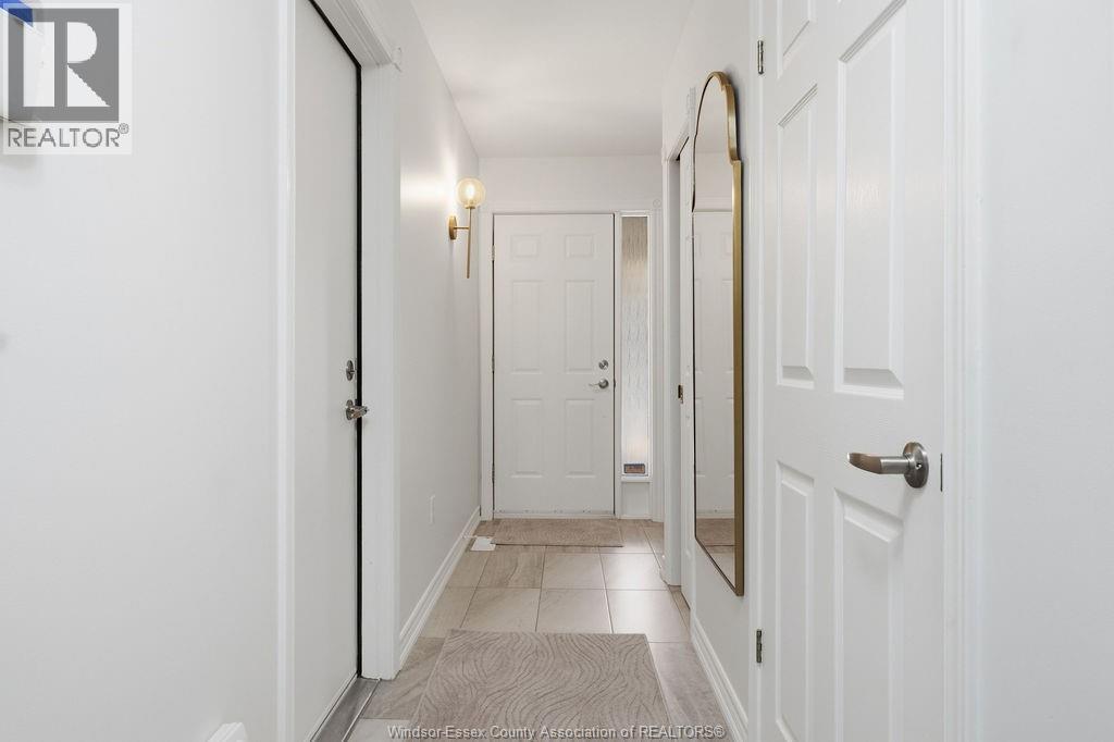 350 Tuscany, Tecumseh, Ontario  N8N 4W6 - Photo 13 - 26023103