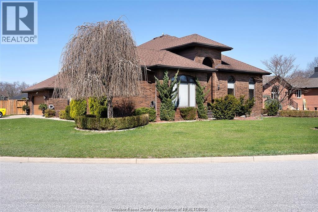172 Pointe West Drive, Amherstburg, Ontario  N9V 3R6 - Photo 1 - 26023127