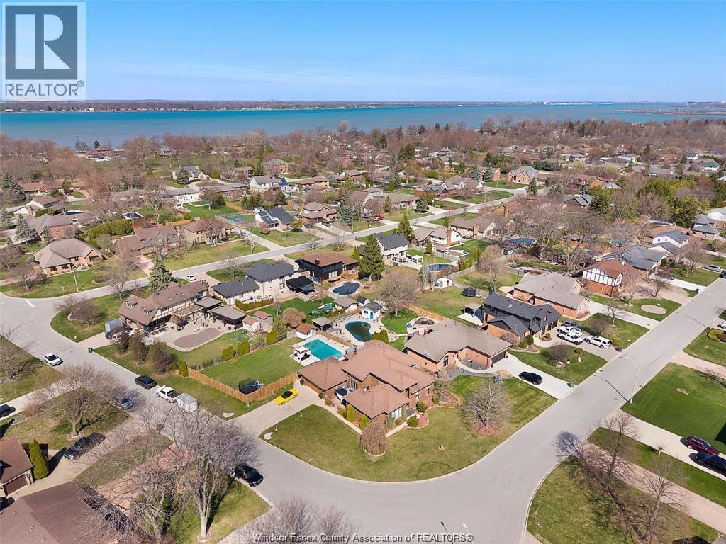 172 Pointe West Drive, Amherstburg, Ontario  N9V 3R6 - Photo 38 - 26023127