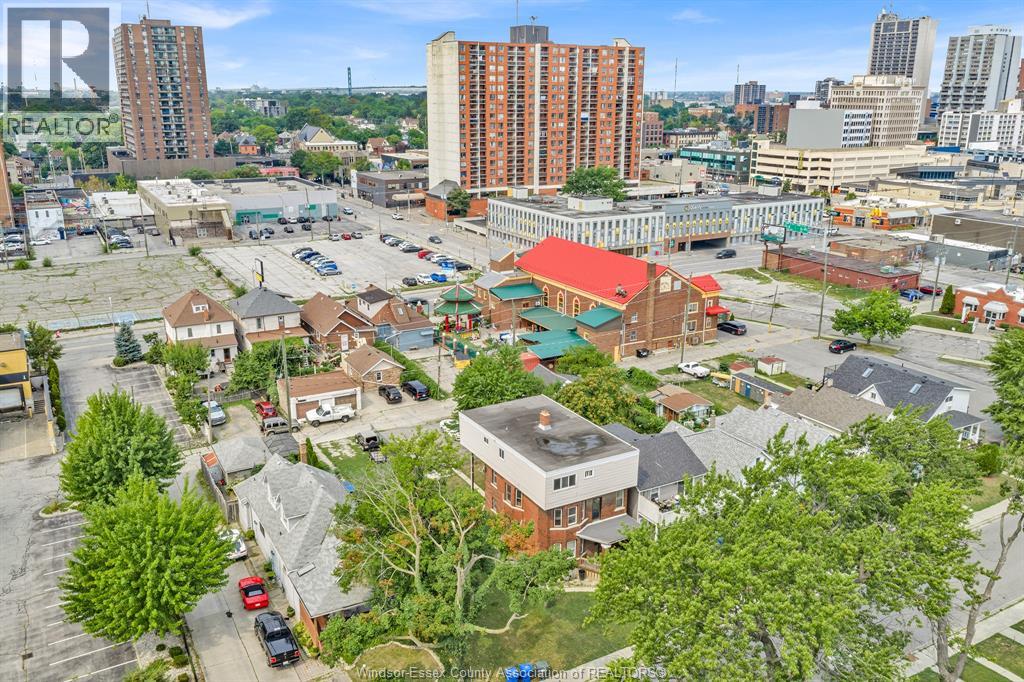 751 Windsor Avenue, Windsor, Ontario  N9A 1J8 - Photo 2 - 26023115