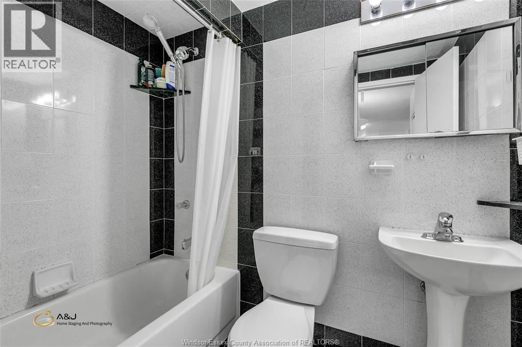 6311 Thornberry Crescent Unit# 300, Windsor, Ontario  N8T 3A5 - Photo 24 - 26023125