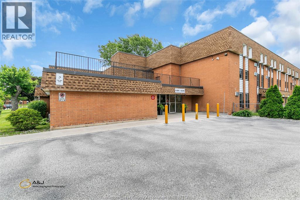 6311 Thornberry Crescent Unit# 300, Windsor, Ontario  N8T 3A5 - Photo 4 - 26023125