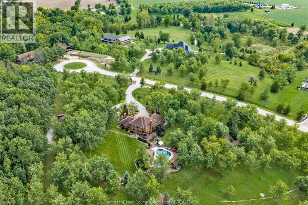 4024 HICKORY ACRES DRIVE, Harrow, Ontario