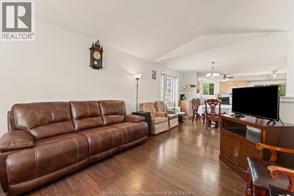 844 Cottage Grove, Kingsville, Ontario  N9Y 3X8 - Photo 7 - 26023152