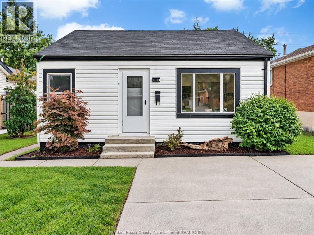 1310 Janette, Windsor, Ontario  N8X 1Y6 - Photo 1 - 26023106