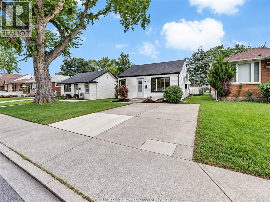 1310 Janette, Windsor, Ontario  N8X 1Y6 - Photo 2 - 26023106