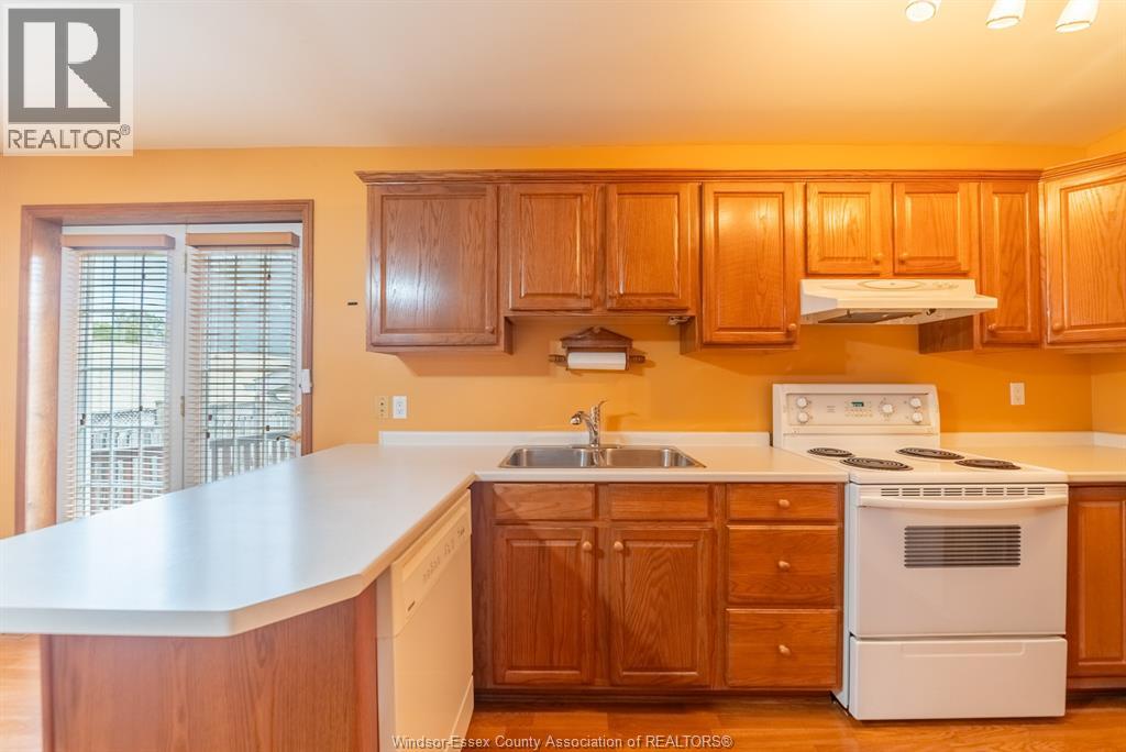 12353 Tecumseh Road East, Tecumseh, Ontario  N8N 1M5 - Photo 14 - 26023170