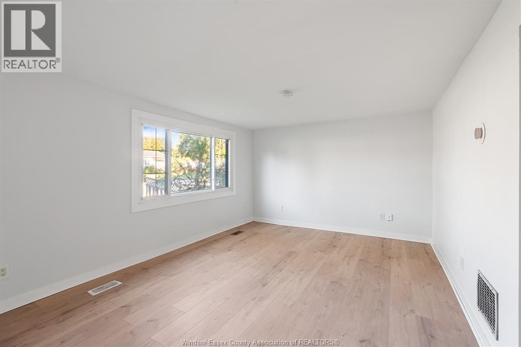 202 Sandys Street, Chatham, Ontario  N7L 3P8 - Photo 7 - 26023165
