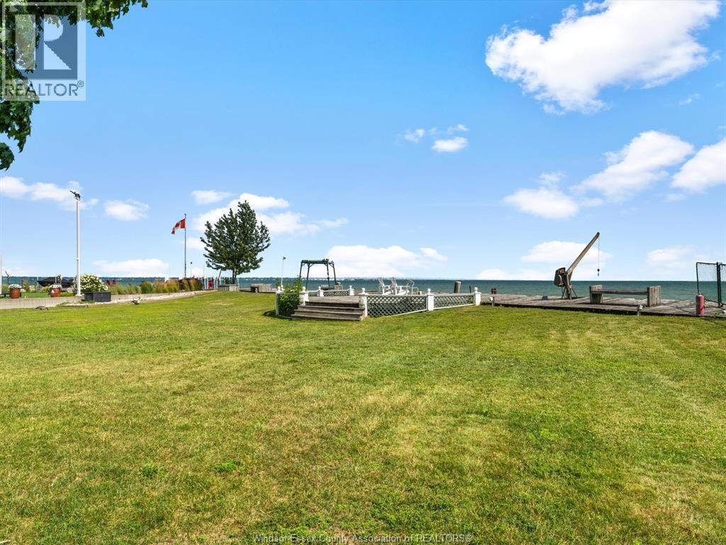 13050 Riverside Drive East, Tecumseh, Ontario  N8N 1A8 - Photo 18 - 26023164