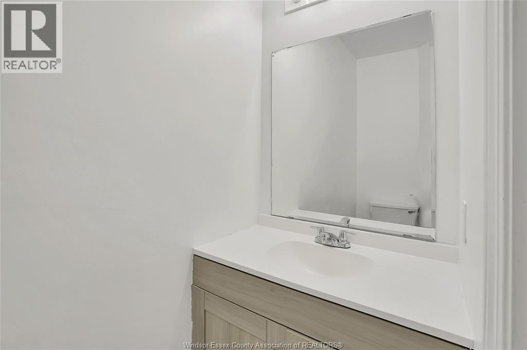 1272 South Pacific, Windsor, Ontario  N8X 5A2 - Photo 9 - 26023187