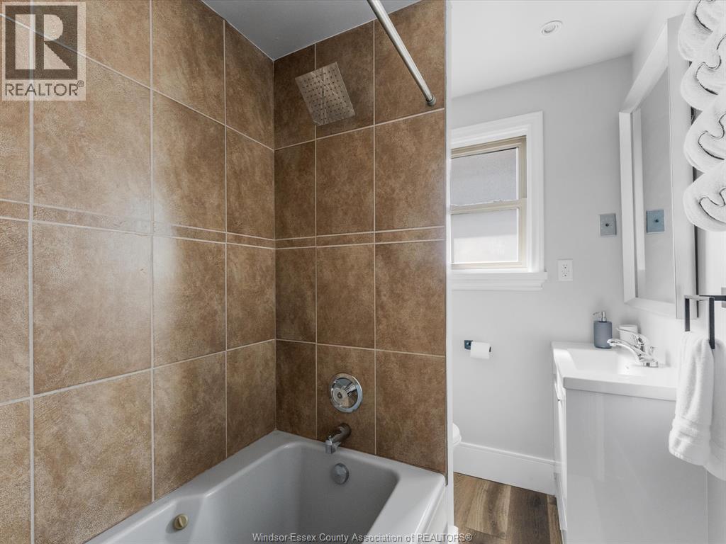 477 Pierre Avenue, Windsor, Ontario  N9A 2J9 - Photo 18 - 26020569