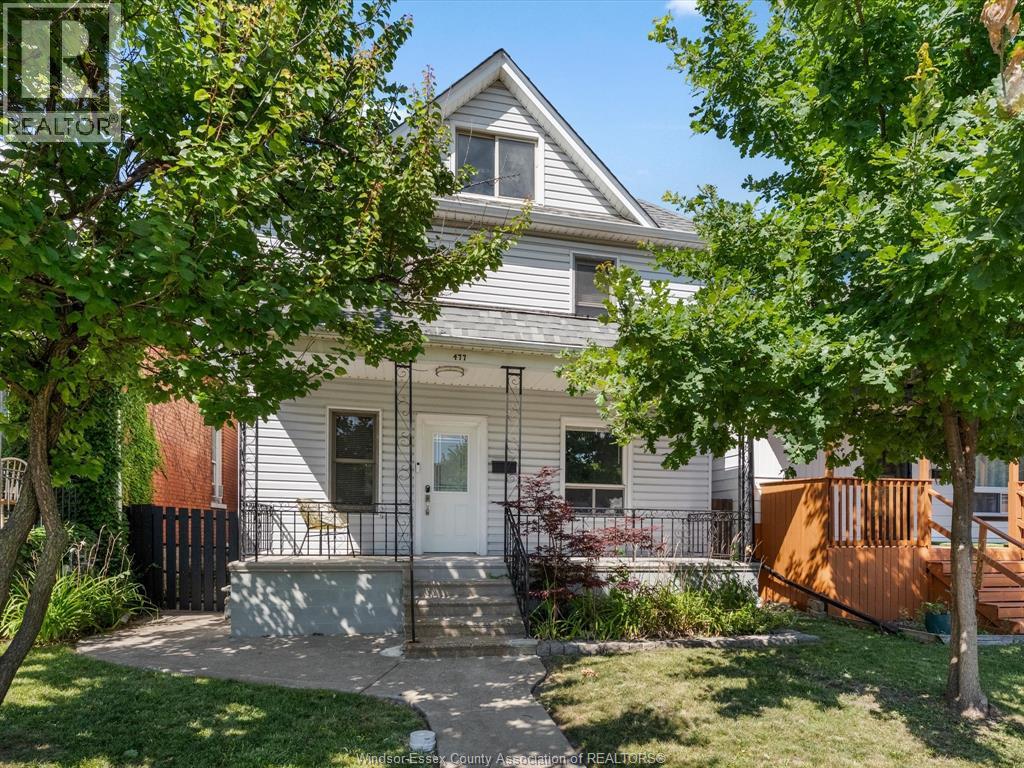 477 Pierre Avenue, Windsor, Ontario  N9A 2J9 - Photo 2 - 26020569