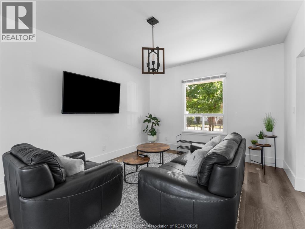 477 Pierre Avenue, Windsor, Ontario  N9A 2J9 - Photo 6 - 26020569