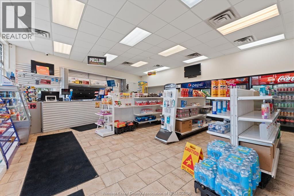3511 Wyandotte, Windsor, Ontario  N8Y 1G2 - Photo 14 - 26023128
