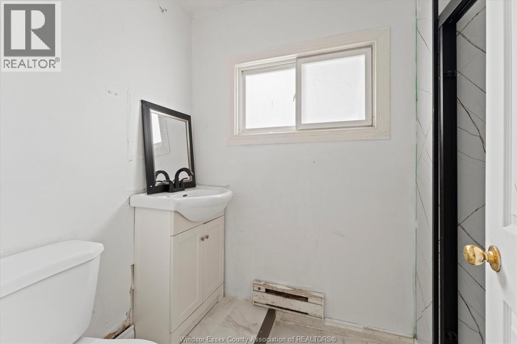 3511 Wyandotte, Windsor, Ontario  N8Y 1G2 - Photo 18 - 26023128
