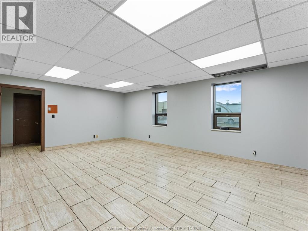 602 Ellis Street West, Windsor, Ontario  N8X 1Y7 - Photo 11 - 26023192