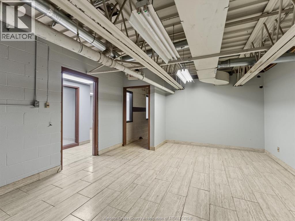 602 Ellis Street West, Windsor, Ontario  N8X 1Y7 - Photo 16 - 26023192