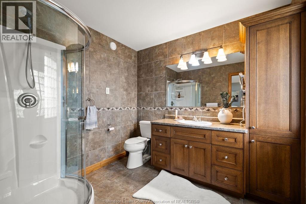 1352 Tecumseh Rd, Lakeshore, Ontario  N0R 1N0 - Photo 22 - 26022957