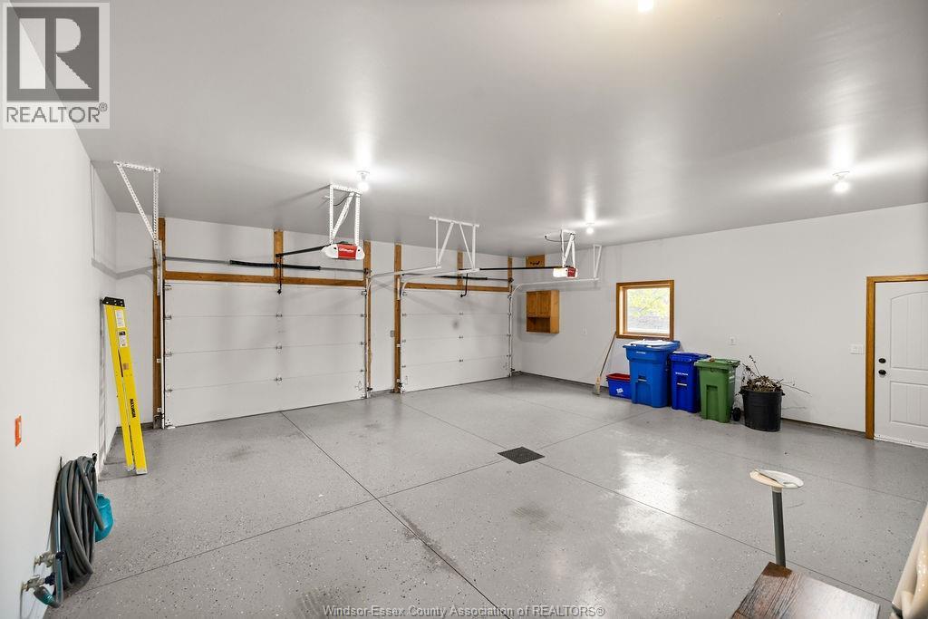 1352 Tecumseh Rd, Lakeshore, Ontario  N0R 1N0 - Photo 38 - 26022957