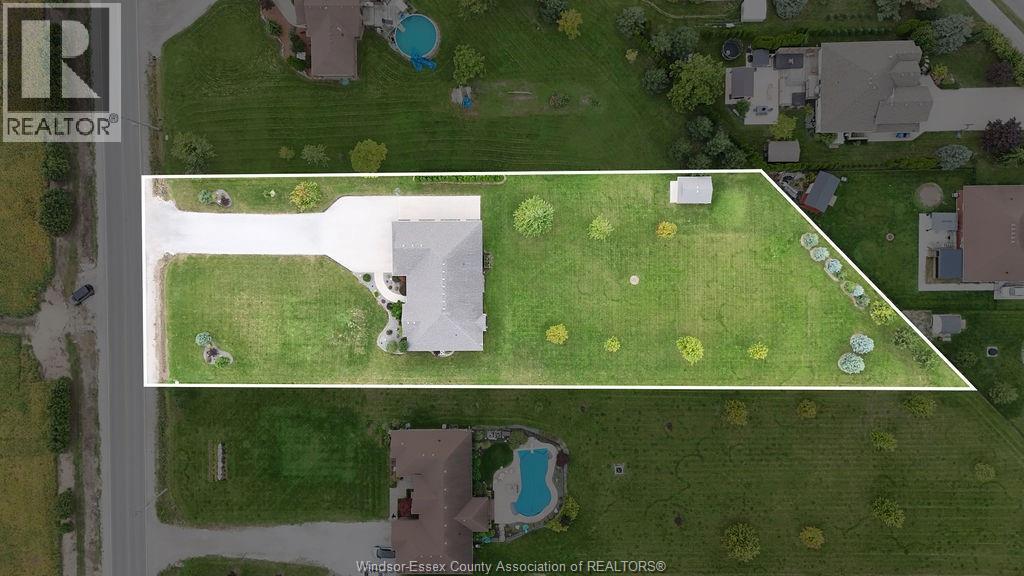 1352 Tecumseh Rd, Lakeshore, Ontario  N0R 1N0 - Photo 48 - 26022957