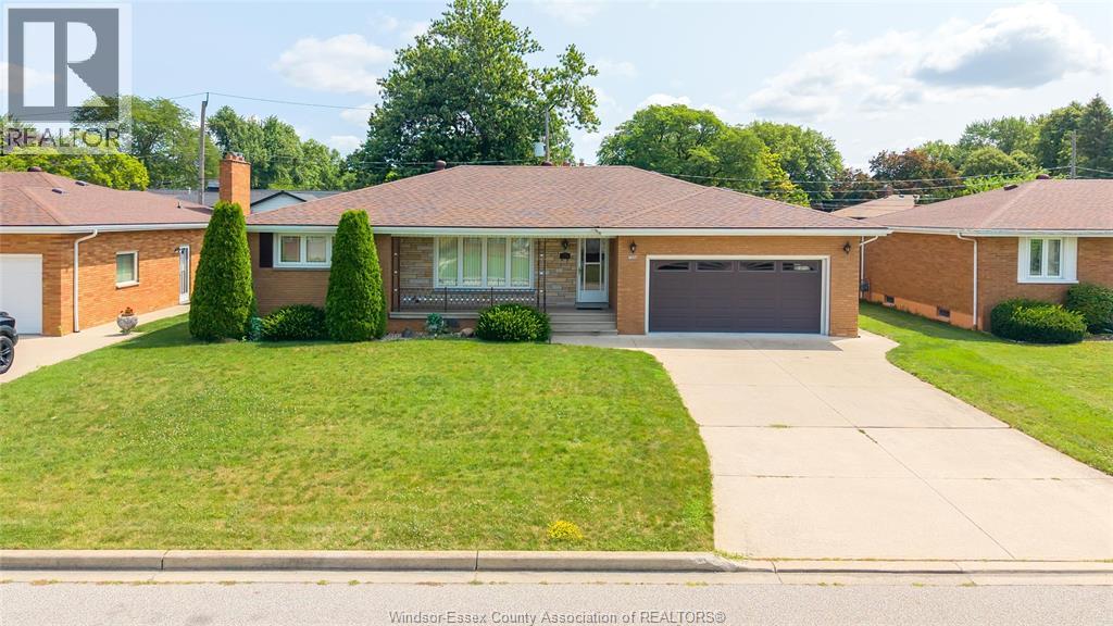 2506 Longfellow Avenue, Windsor, Ontario  N9E 2K9 - Photo 43 - 26023224
