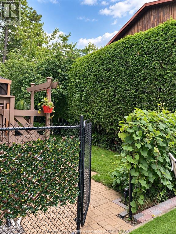 22 Northview Road, Ottawa, Ontario  K2E 6A7 - Photo 3 - 26023228
