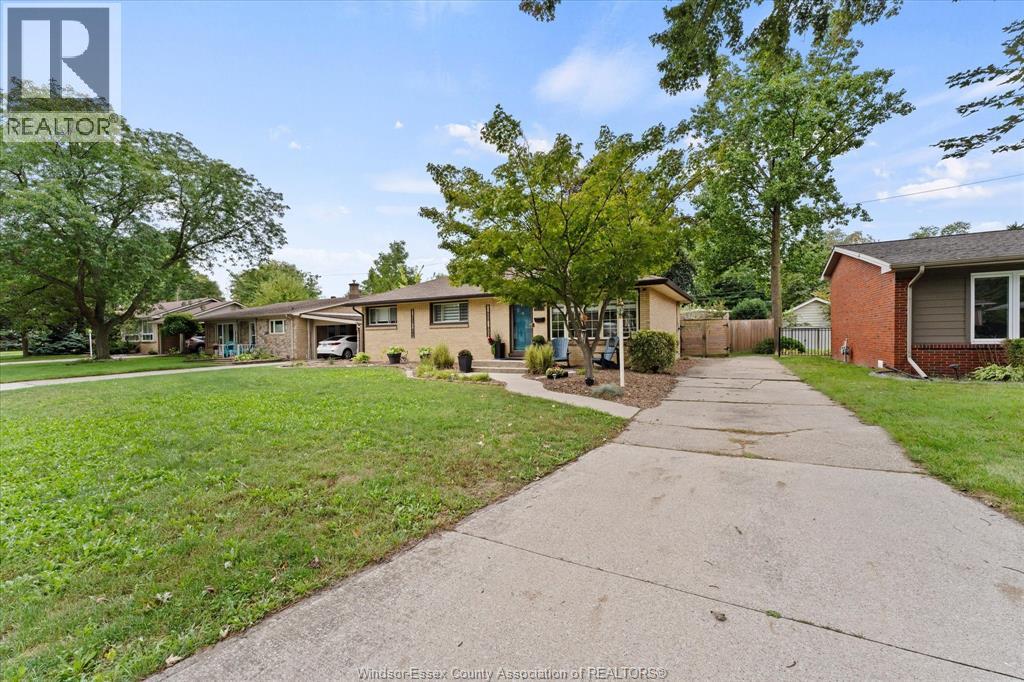 3425 Roxborough Boulevard, Windsor, Ontario  N9E 2Z9 - Photo 27 - 26023158