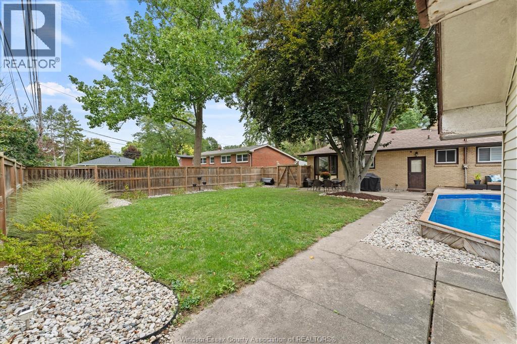 3425 Roxborough Boulevard, Windsor, Ontario  N9E 2Z9 - Photo 35 - 26023158