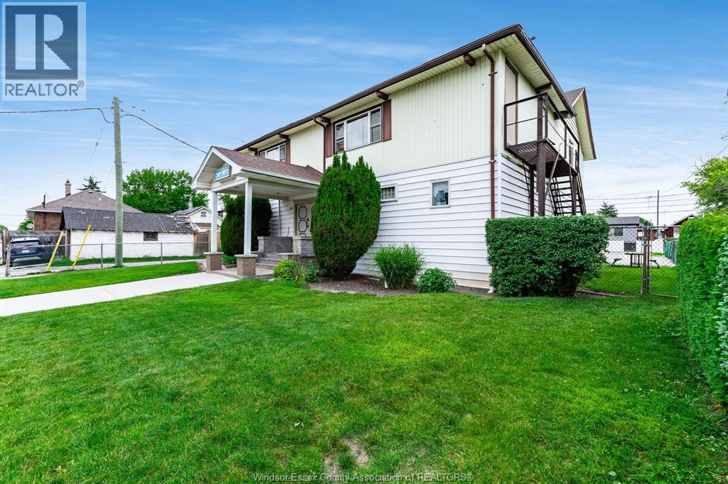 2330-2334 Mcdougall, Windsor, Ontario  N8X 3N4 - Photo 37 - 26023133