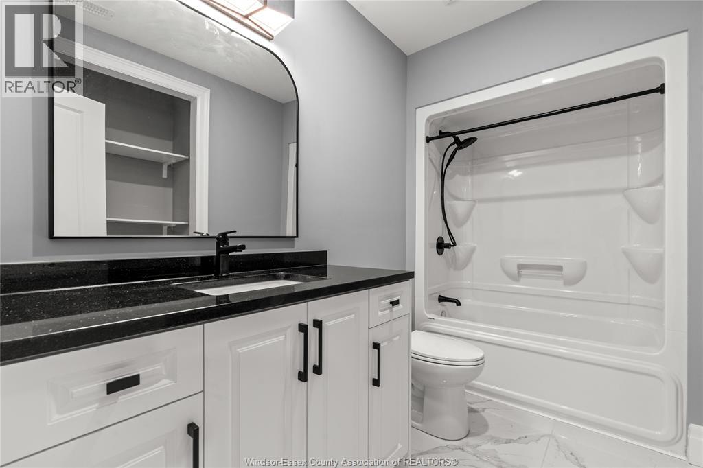 3161 Mcrobbie, Windsor, Ontario  N8R 0A2 - Photo 43 - 26023244