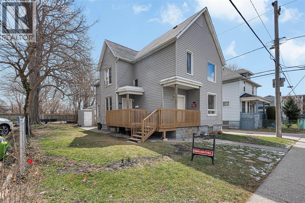 559 Assumption, Windsor, Ontario  N9A 3B3 - Photo 2 - 26023223