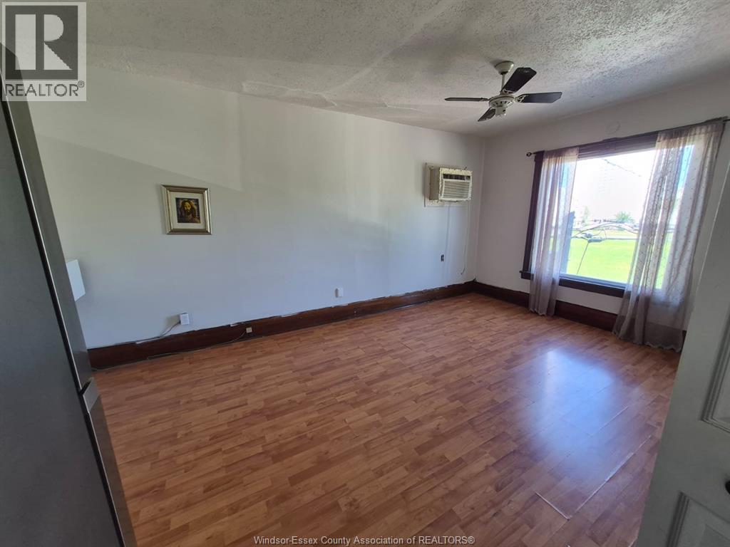 559 Assumption, Windsor, Ontario  N9A 3B3 - Photo 43 - 26023223