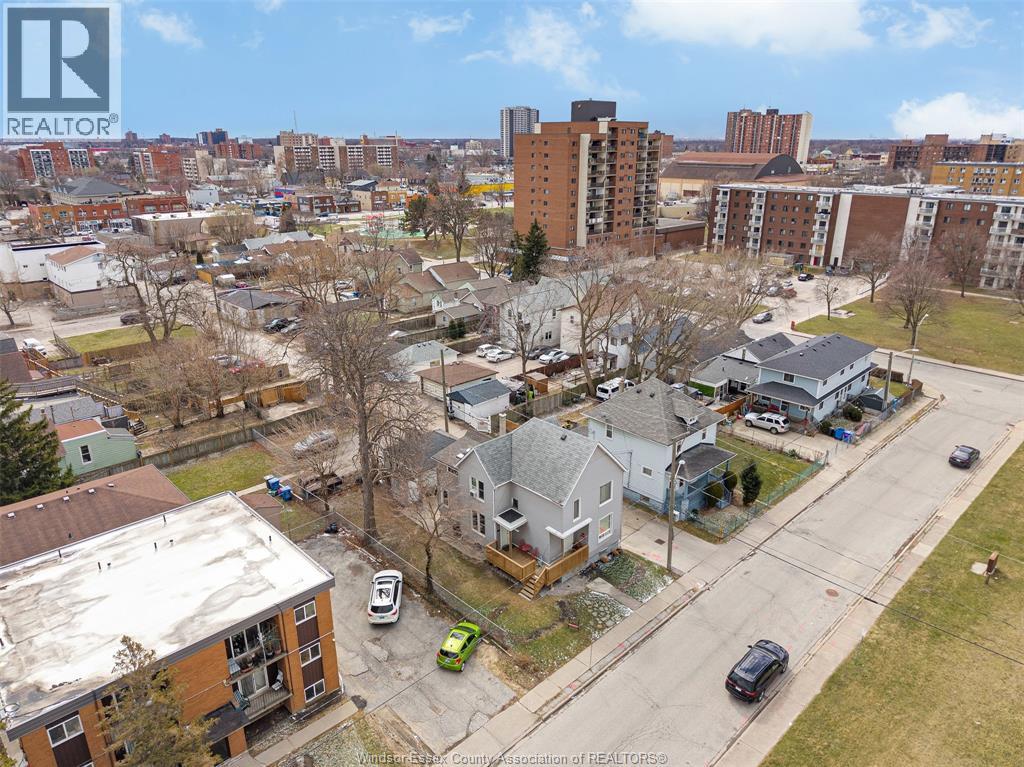559 Assumption, Windsor, Ontario  N9A 3B3 - Photo 5 - 26023223