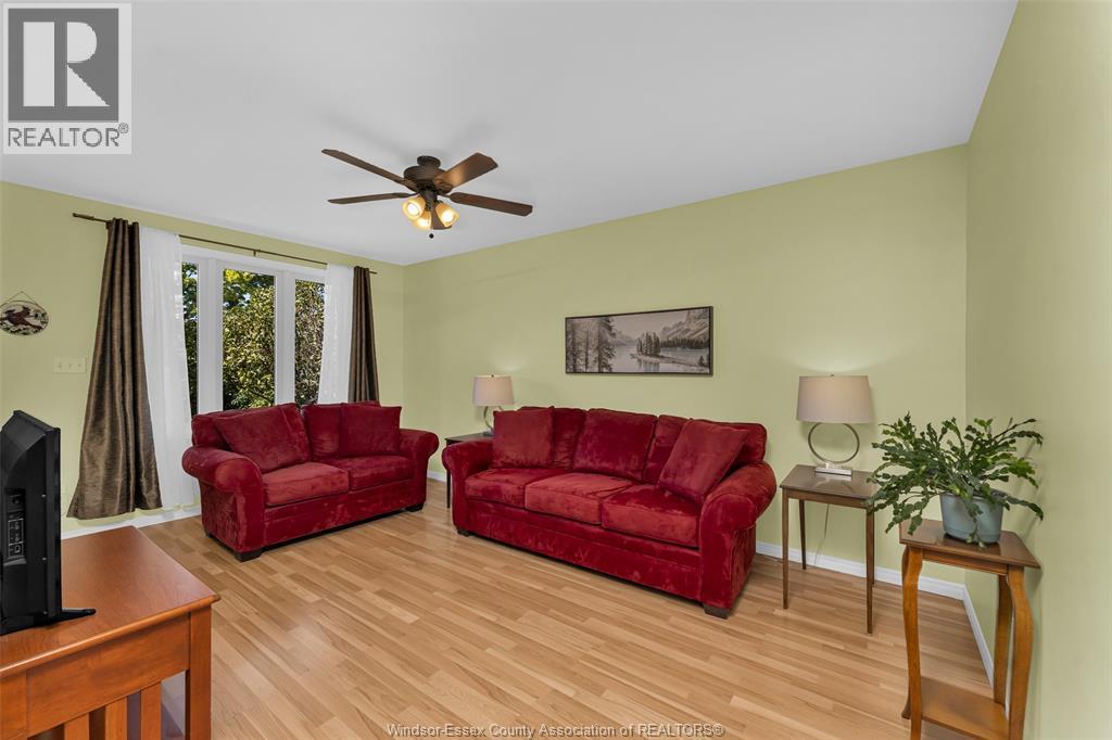 3378 Candlewood Crescent, Windsor, Ontario  N8W 5M5 - Photo 10 - 26023253