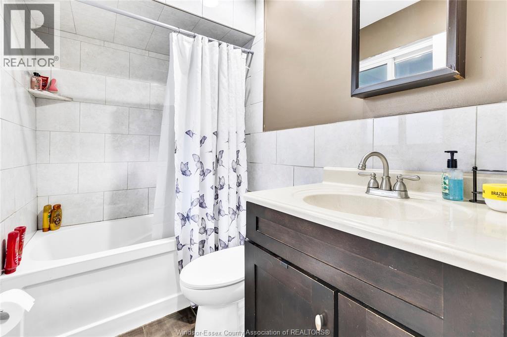 1658 Arthur, Windsor, Ontario  N8Y 3Z3 - Photo 10 - 26023221