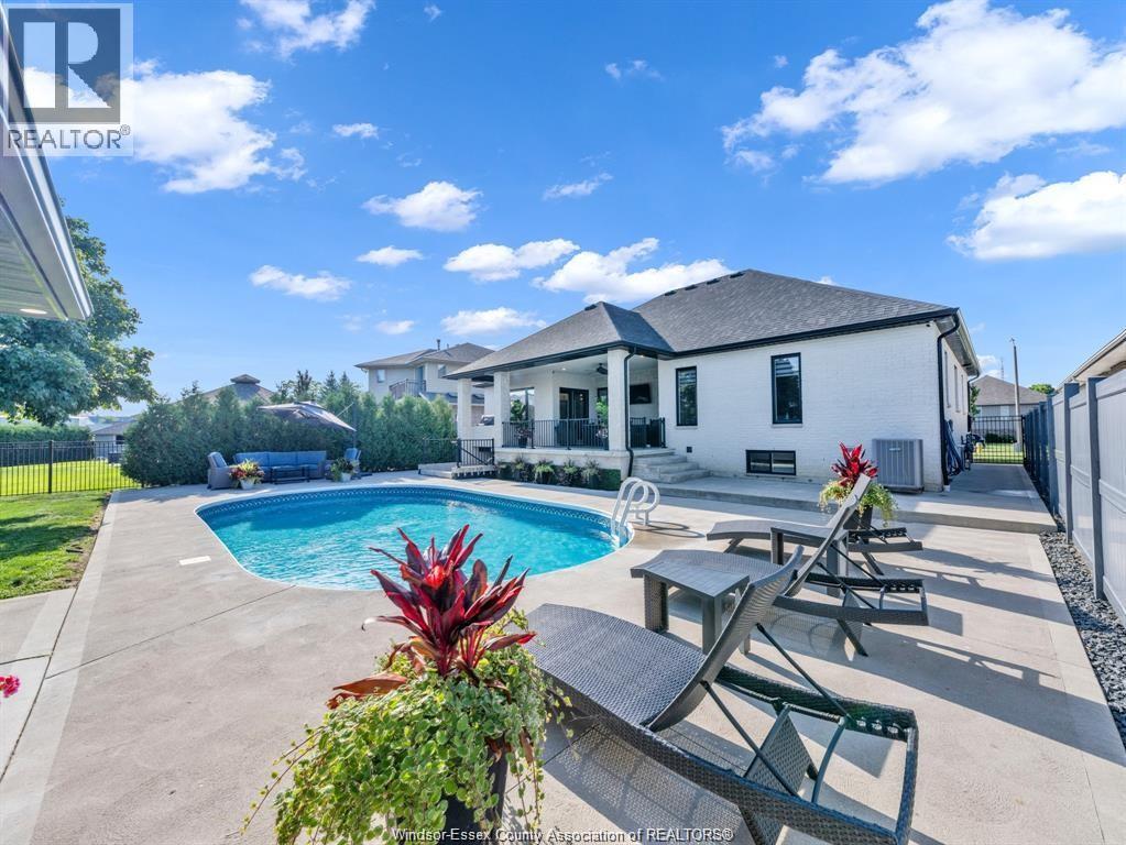 22 Shawnee Court, Leamington, Ontario  N8H 5A8 - Photo 43 - 26023257