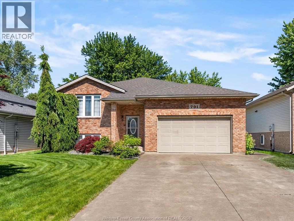 791 HELENA CRESCENT, Belle River, Ontario