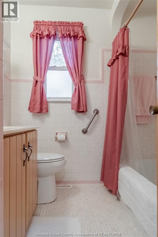 1051 Grand Marais Road West, Windsor, Ontario  N9E 1C2 - Photo 18 - 26023195