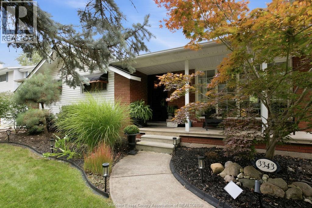 3343 St Patrick's Avenue, Windsor, Ontario  N9E 3H2 - Photo 31 - 26023262