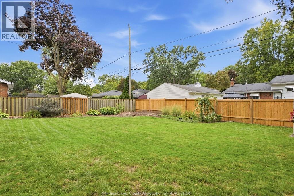 3343 St Patrick's Avenue, Windsor, Ontario  N9E 3H2 - Photo 32 - 26023262