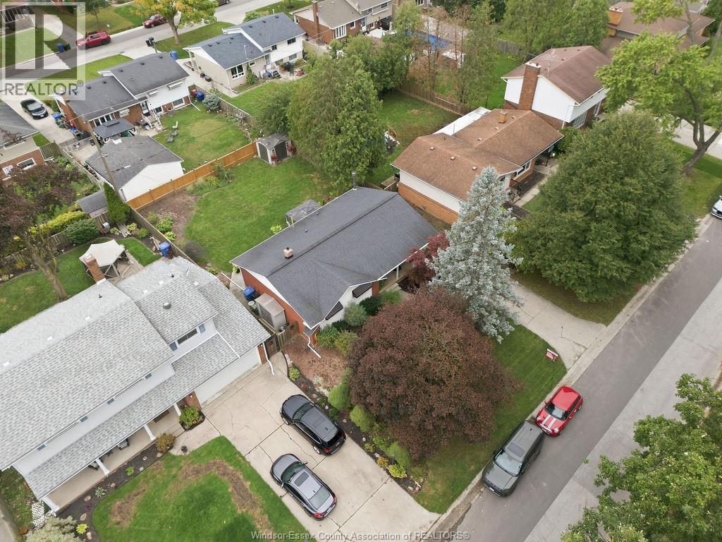 3343 St Patrick's Avenue, Windsor, Ontario  N9E 3H2 - Photo 36 - 26023262